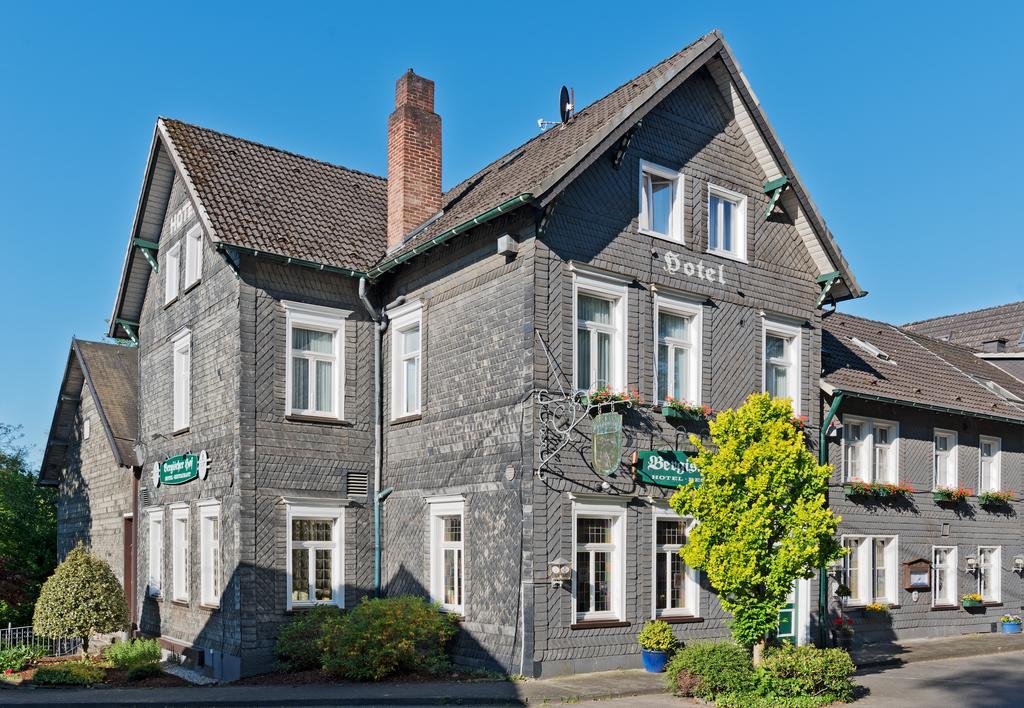 Hotel Bergischer Hof Windeck Екстериор снимка