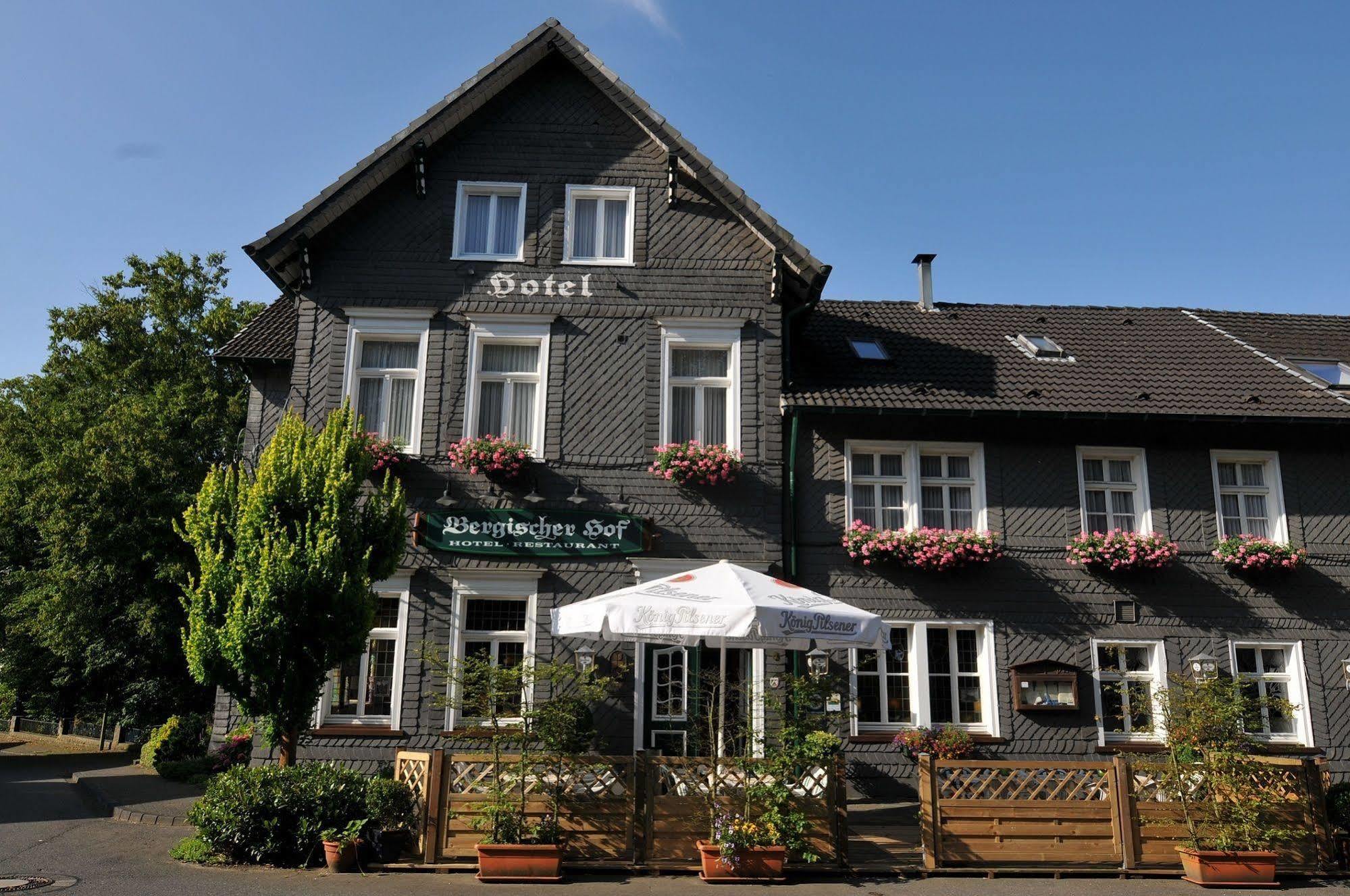 Hotel Bergischer Hof Windeck Екстериор снимка